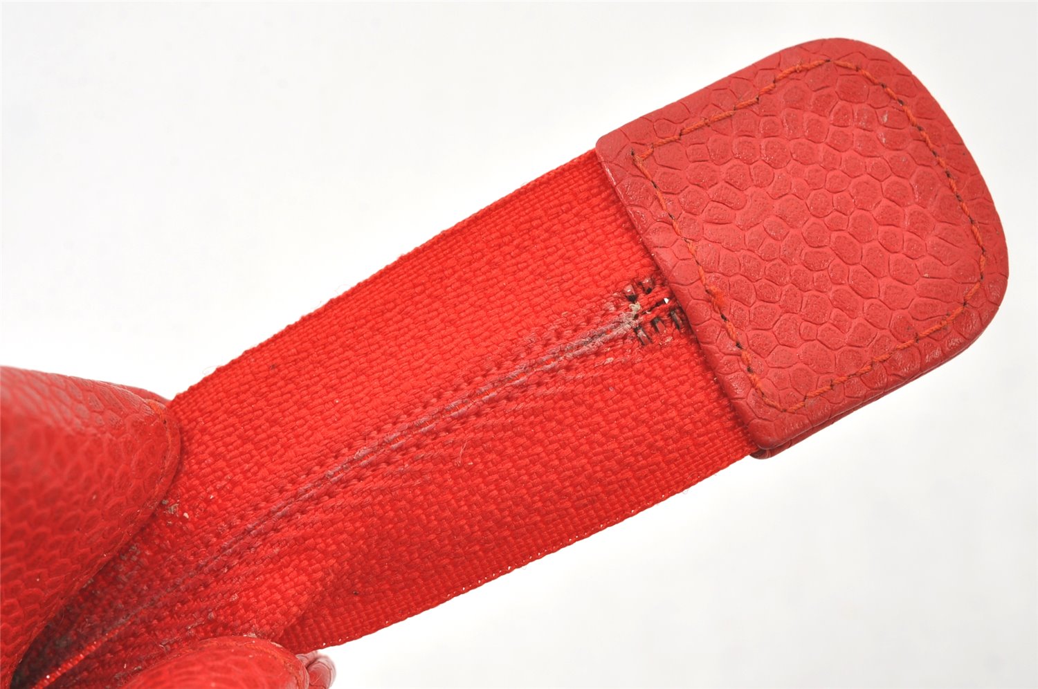 Authentic CHANEL Vintage Caviar Skin Bicolore Pouch Purse Red Junk 5445K