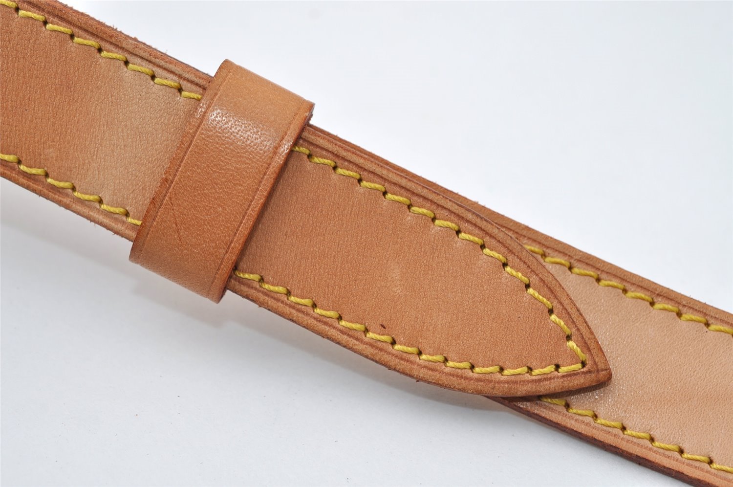 Authentic Louis Vuitton Leather Shoulder Strap Beige 35.8-42.9