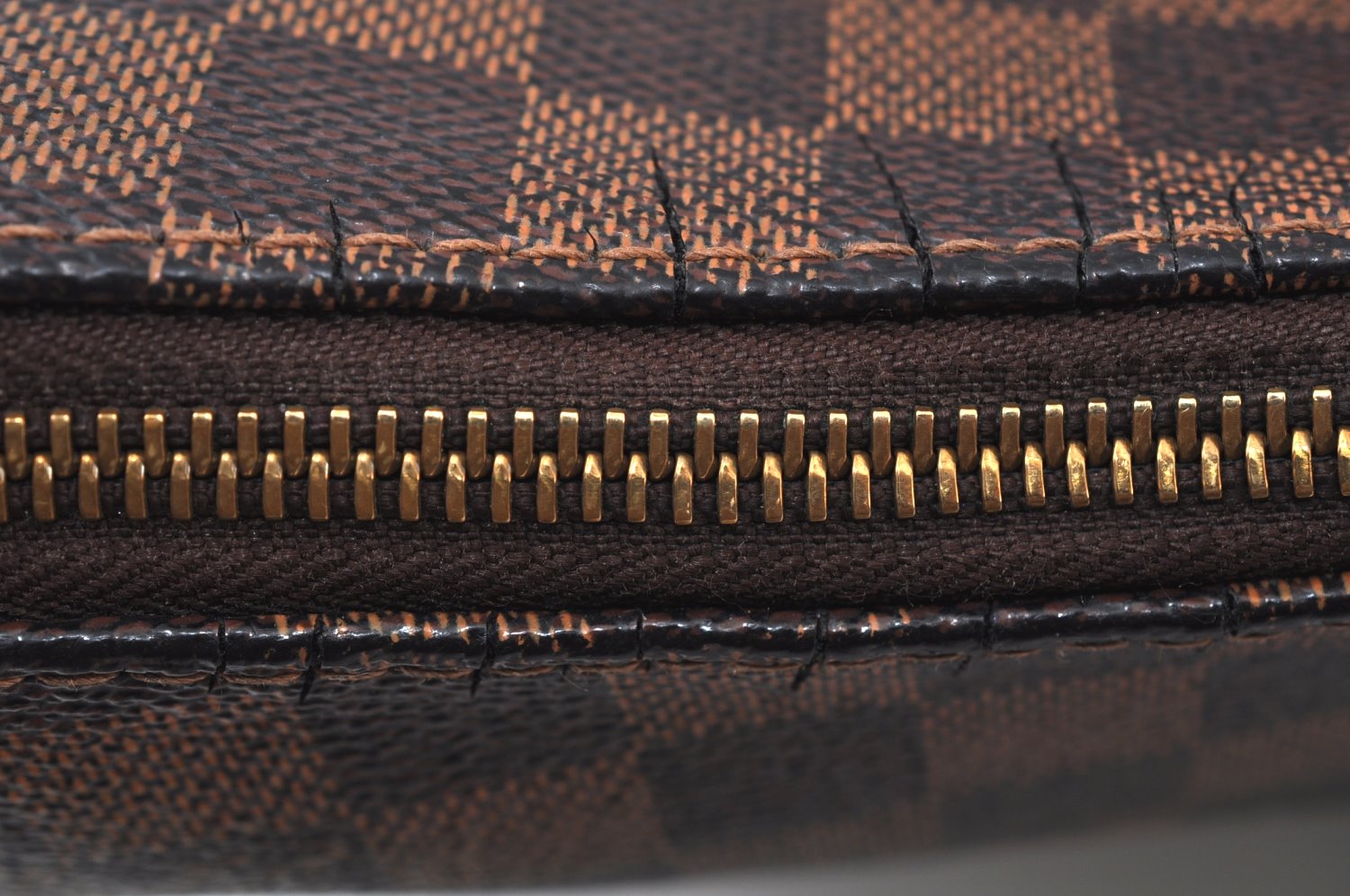 Authentic Louis Vuitton Damier Bloomsbury PM Shoulder Cross Bag N42251 LV 5456I