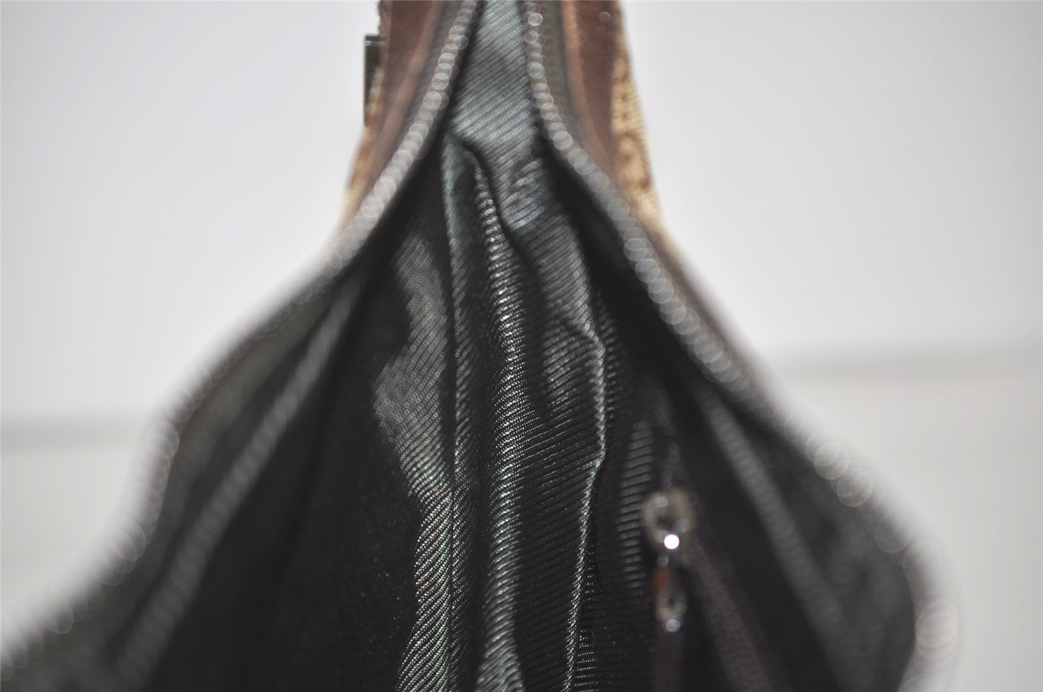 Authentic GUCCI Shoulder Cross Body Bag GG Canvas Leather 35098 Brown 5460I