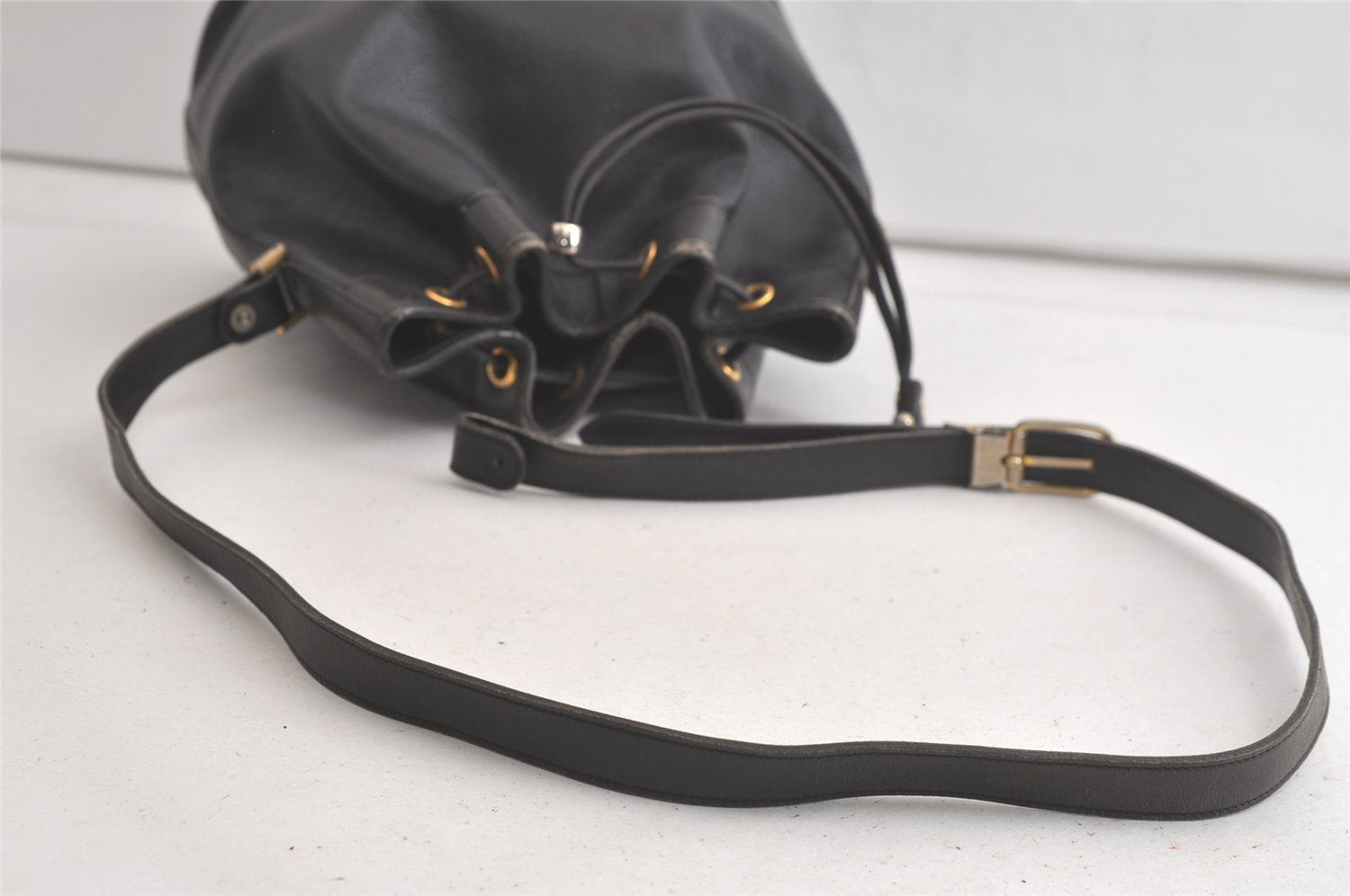 Authentic Christian Dior Shoulder Drawstring Bag Purse Leather Black Junk 5460K
