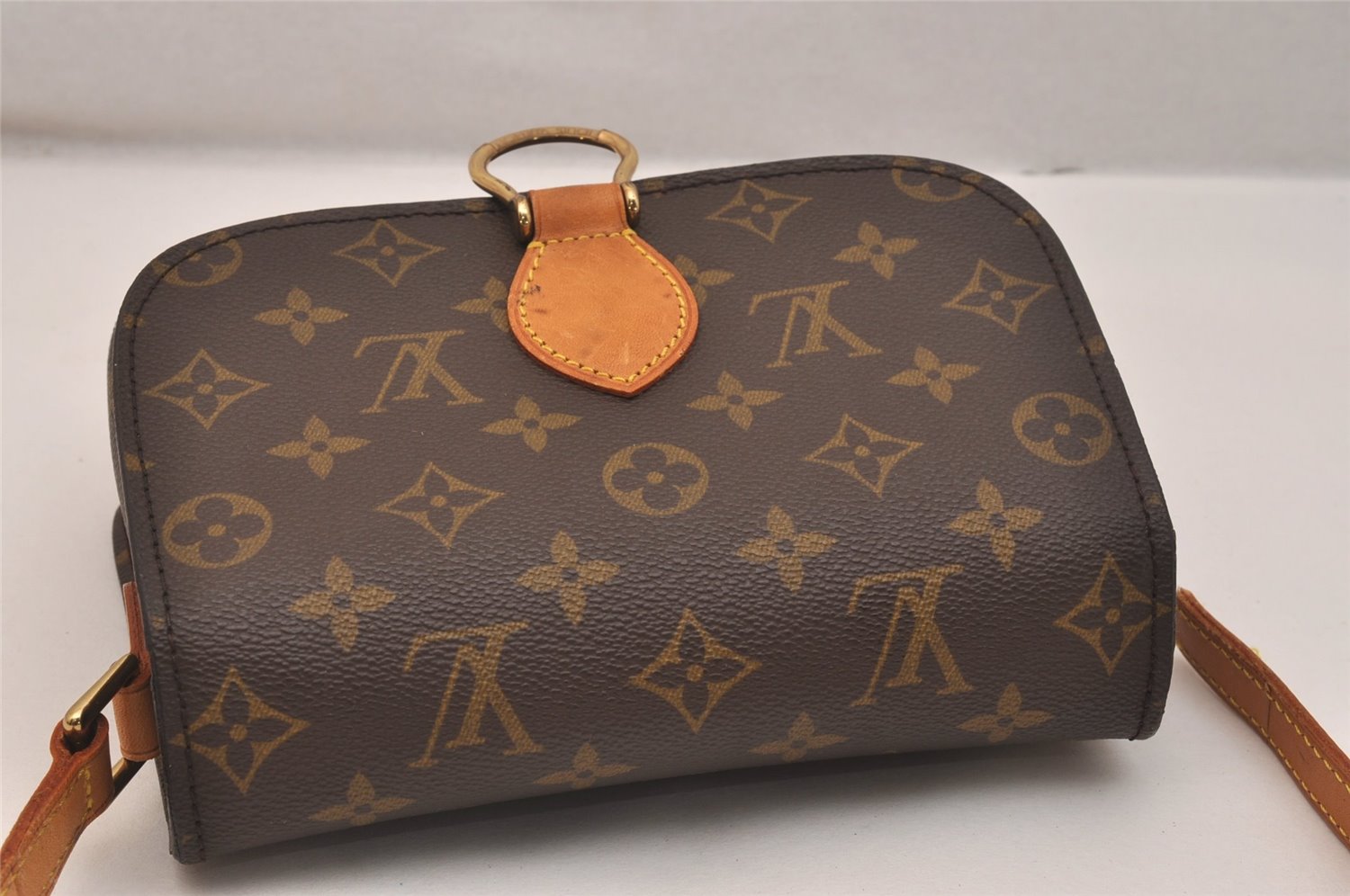Authentic Louis Vuitton Monogram Saint Cloud MM M51243 Shoulder Bag Junk 5462J