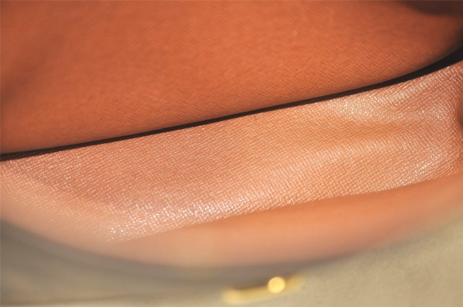 Authentic Louis Vuitton Monogram Saint Cloud MM M51243 Shoulder Bag Junk 5462J