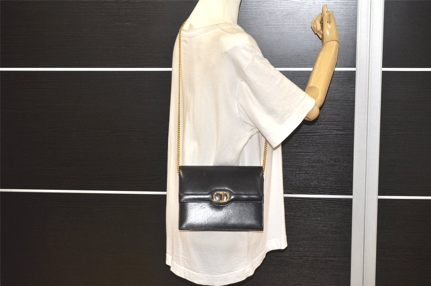 Authentic Christian Dior Chain Shoulder Cross Body Bag Leather Black Junk 5469K