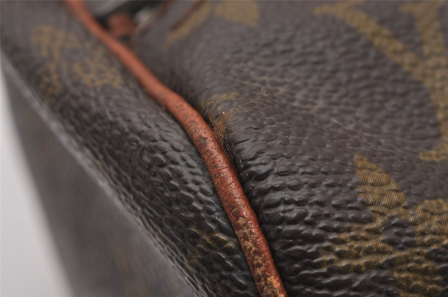 Authentic Louis Vuitton Monogram Papillon 30 Hand Bag Old Model LV Junk 5470I