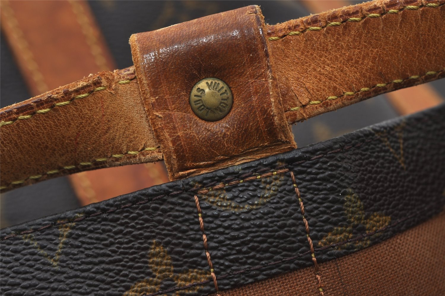 Authentic Louis Vuitton Monogram Randonnee PM Shoulder Bag M42243 LV 5473I