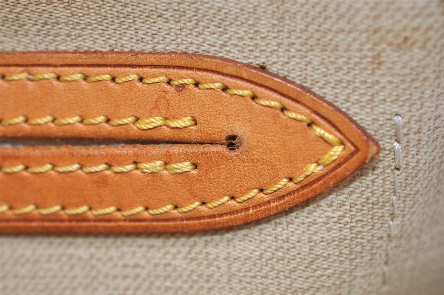 Authentic Louis Vuitton Monogram Reporter PM Shoulder Bag M45254 LV Junk 5478I