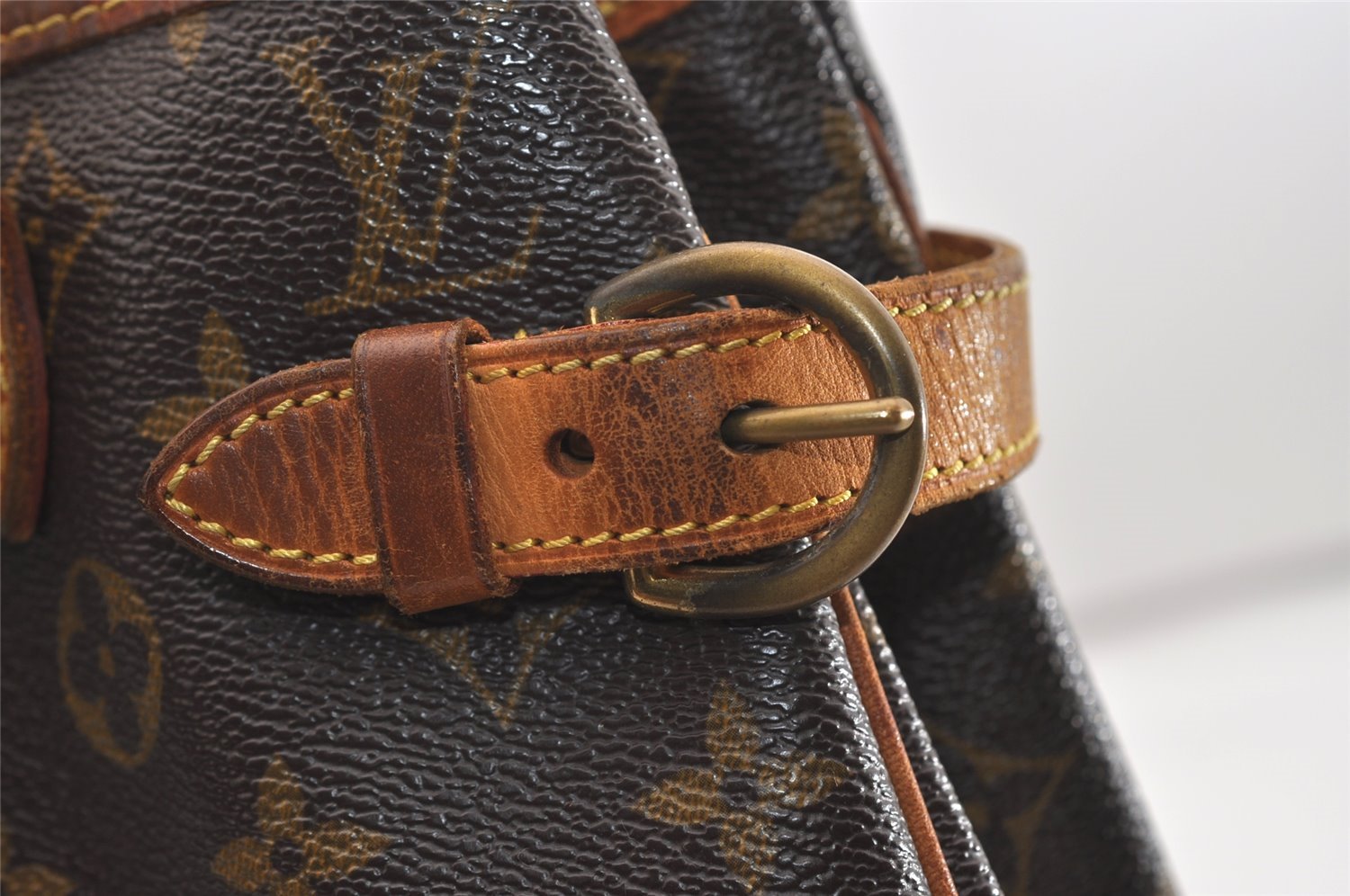 Authentic Louis Vuitton Monogram Batignolles Vertical Tote Bag M51153 LV 5478J