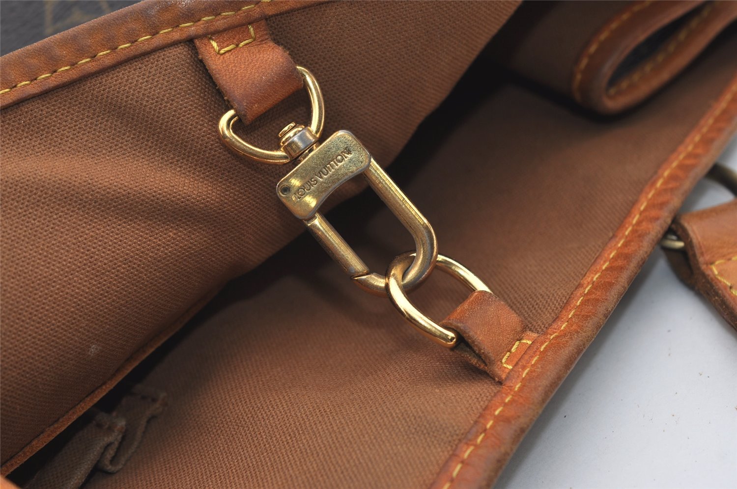 Authentic Louis Vuitton Monogram Batignolles Vertical Tote Bag M51153 LV 5478J