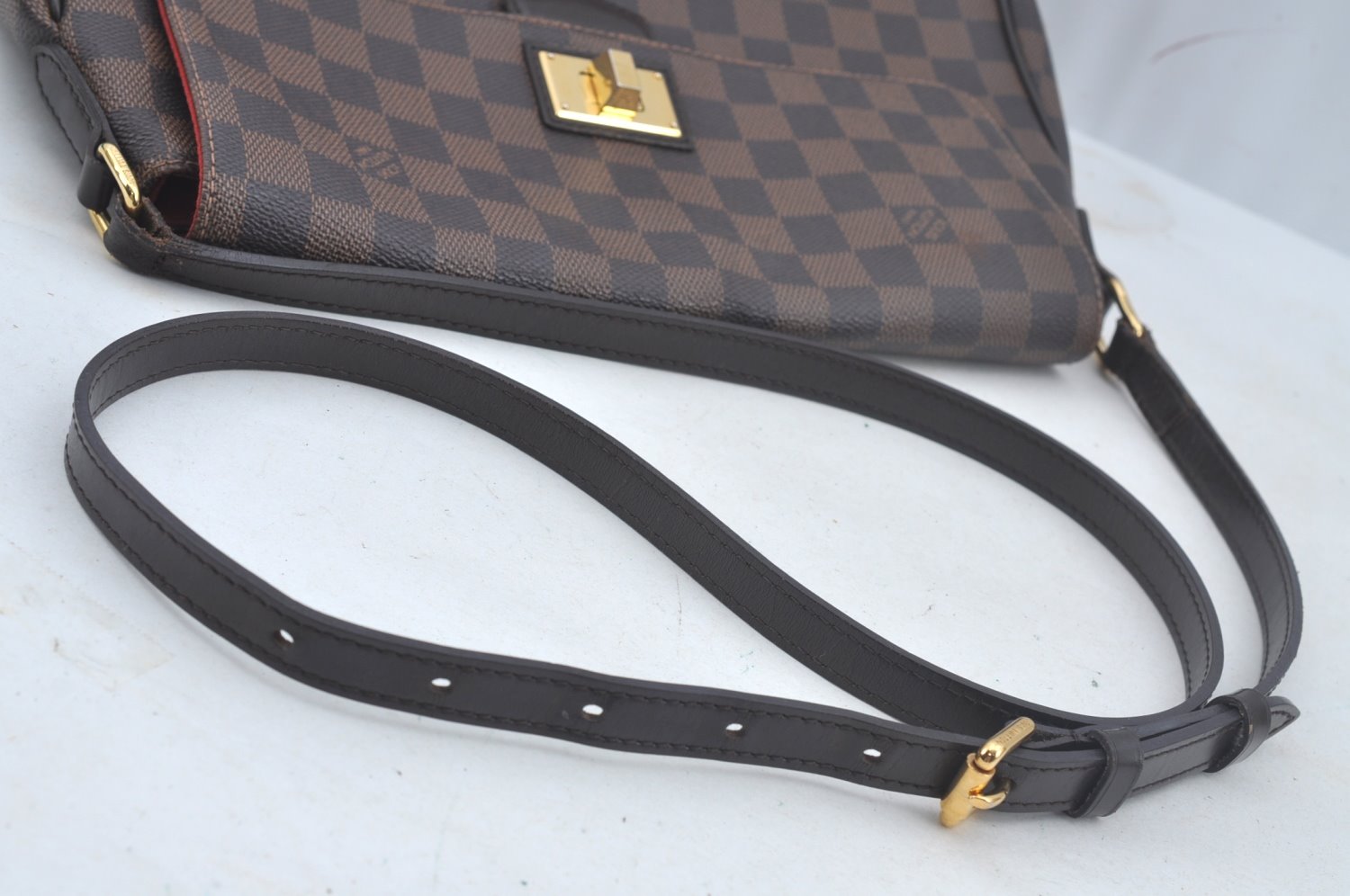Authentic Louis Vuitton Damier Besace Roseberry Shoulder Bag N41178 LV 5480K