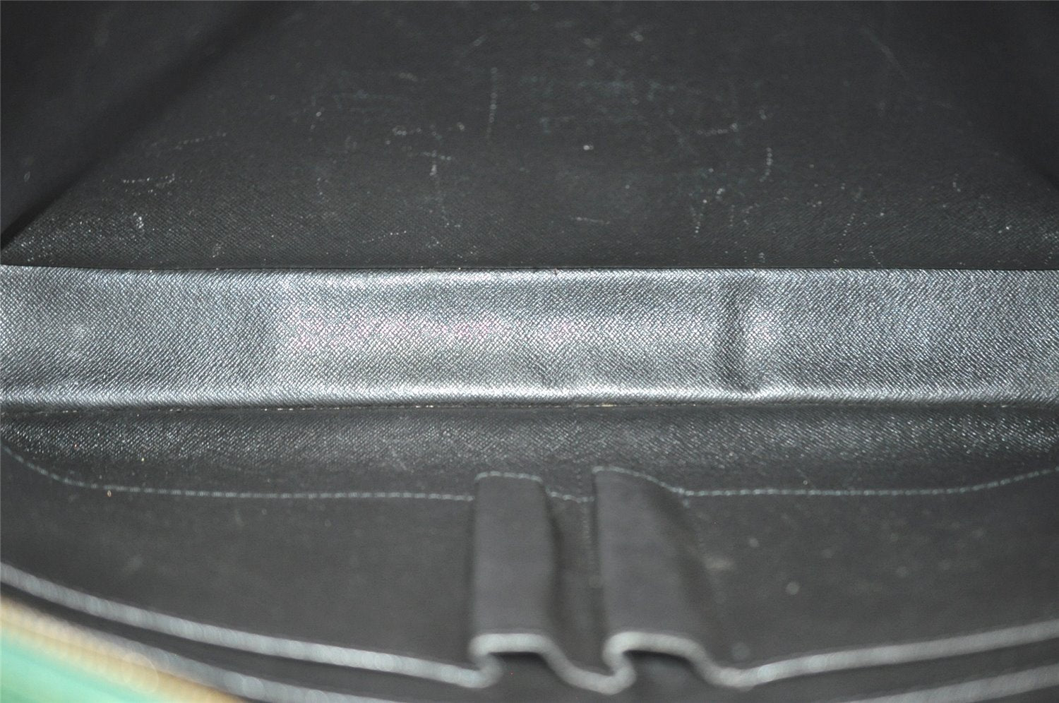 Authentic Louis Vuitton Epi Porte Documents Voyage Briefcase M54474 Green  5482I