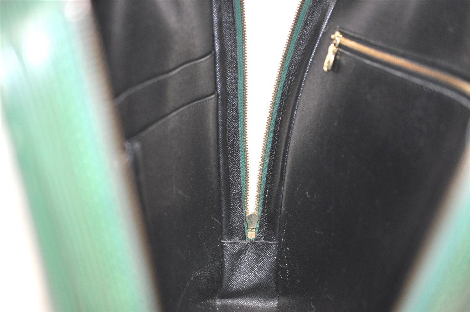 Authentic Louis Vuitton Epi Porte Documents Voyage Briefcase M54474 Green  5482I