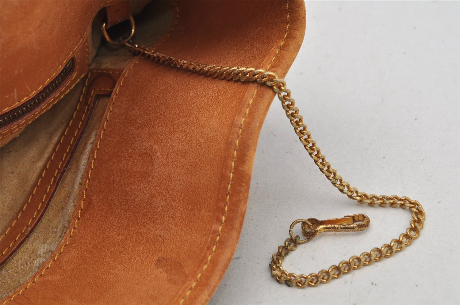 Authentic Louis Vuitton Monogram Bucket GM Shoulder Bag Old Model Junk 5483I