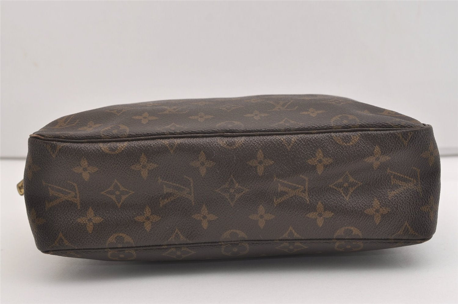Auth Louis Vuitton Monogram Trousse Toilette 28 Clutch Hand Bag M47522 LV 5484J