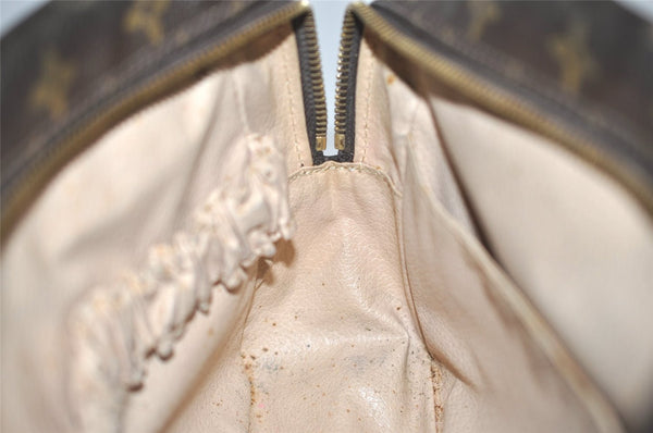 Auth Louis Vuitton Monogram Trousse Toilette 28 Clutch Hand Bag M47522 LV 5484J