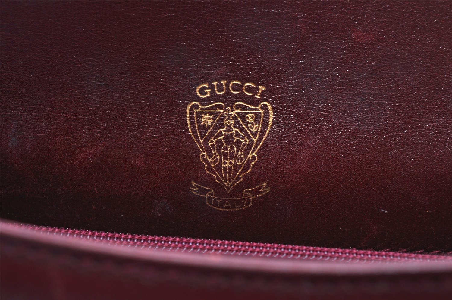 Authentic GUCCI Vintage Shoulder Cross Body Bag Purse Leather Bordeaux 5485K