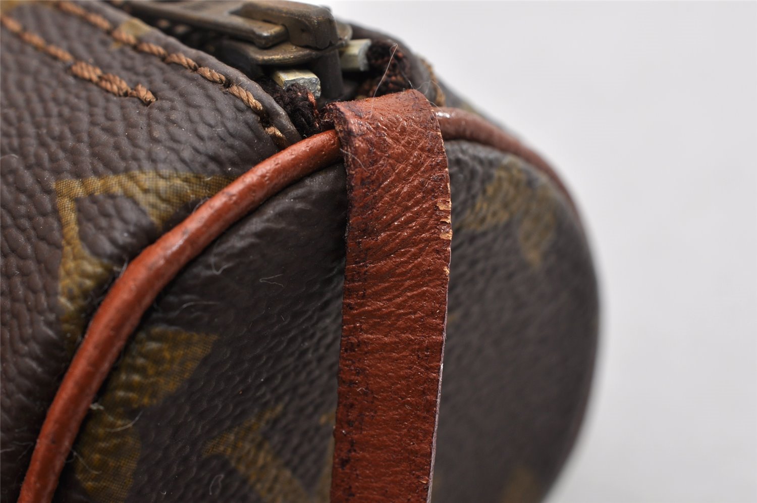 Authentic Louis Vuitton Monogram Papillon Pouch Old Model LV 5489I