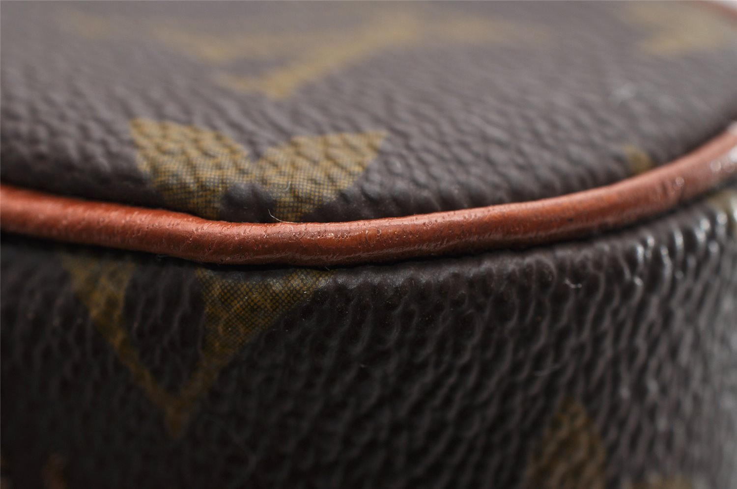 Authentic Louis Vuitton Monogram Papillon Pouch Old Model LV 5489I