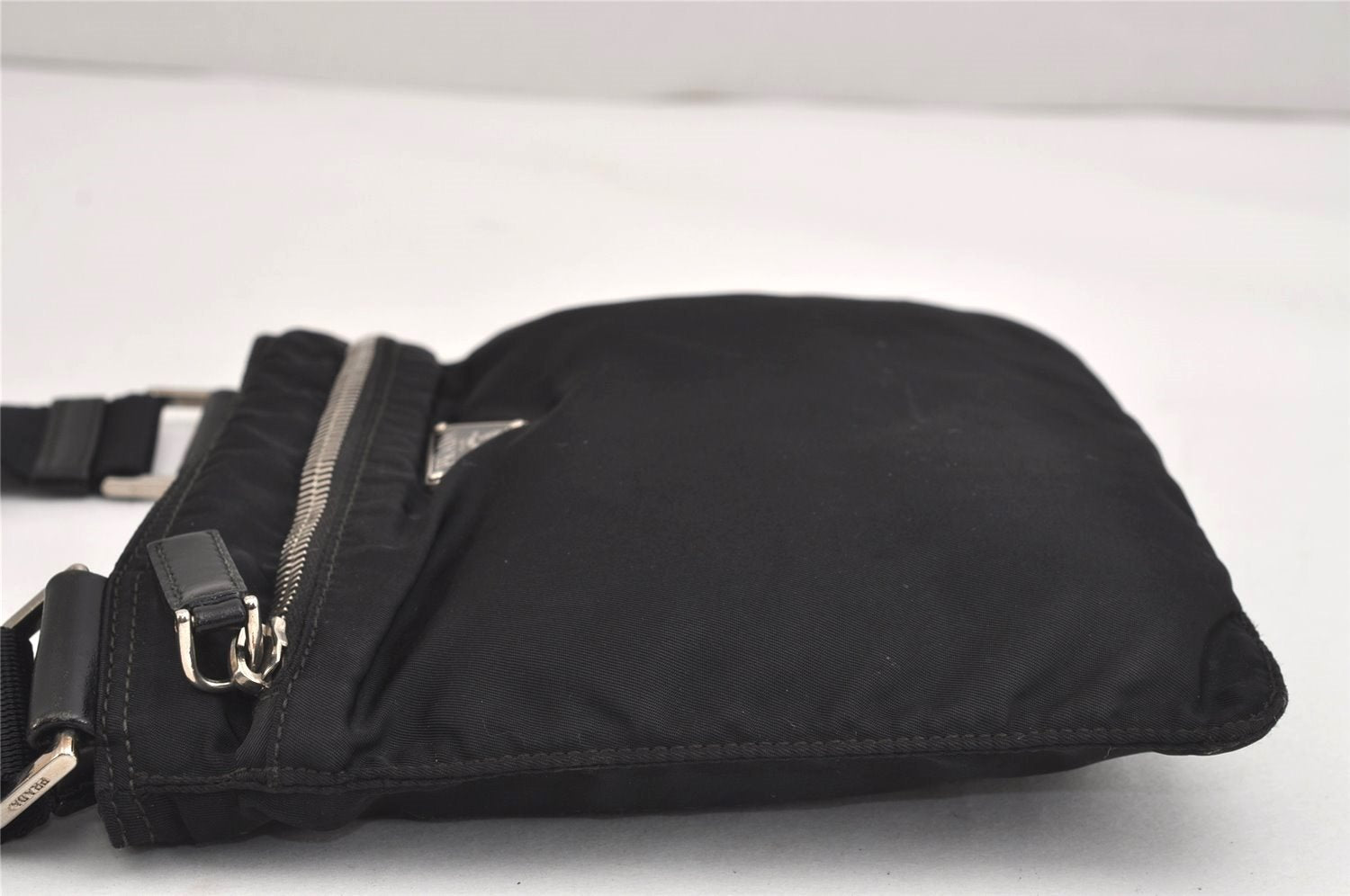 Authentic PRADA Nylon Tessuto Leather Shoulder Cross Body Bag Purse Black 5491J