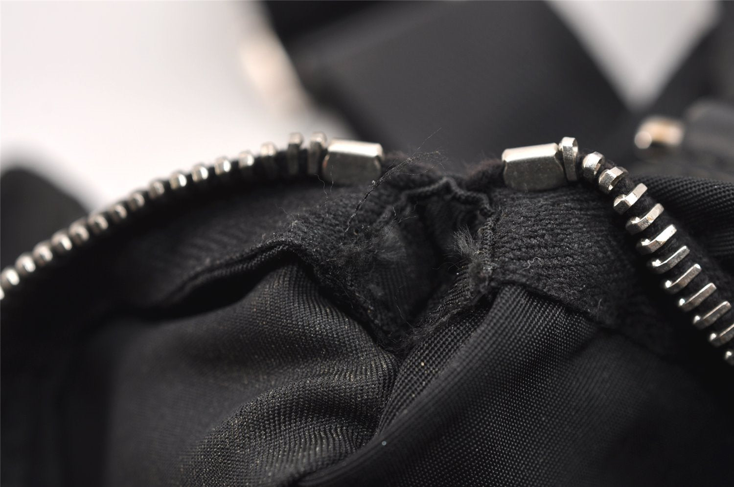 Authentic PRADA Nylon Tessuto Leather Shoulder Cross Body Bag Purse Black 5491J