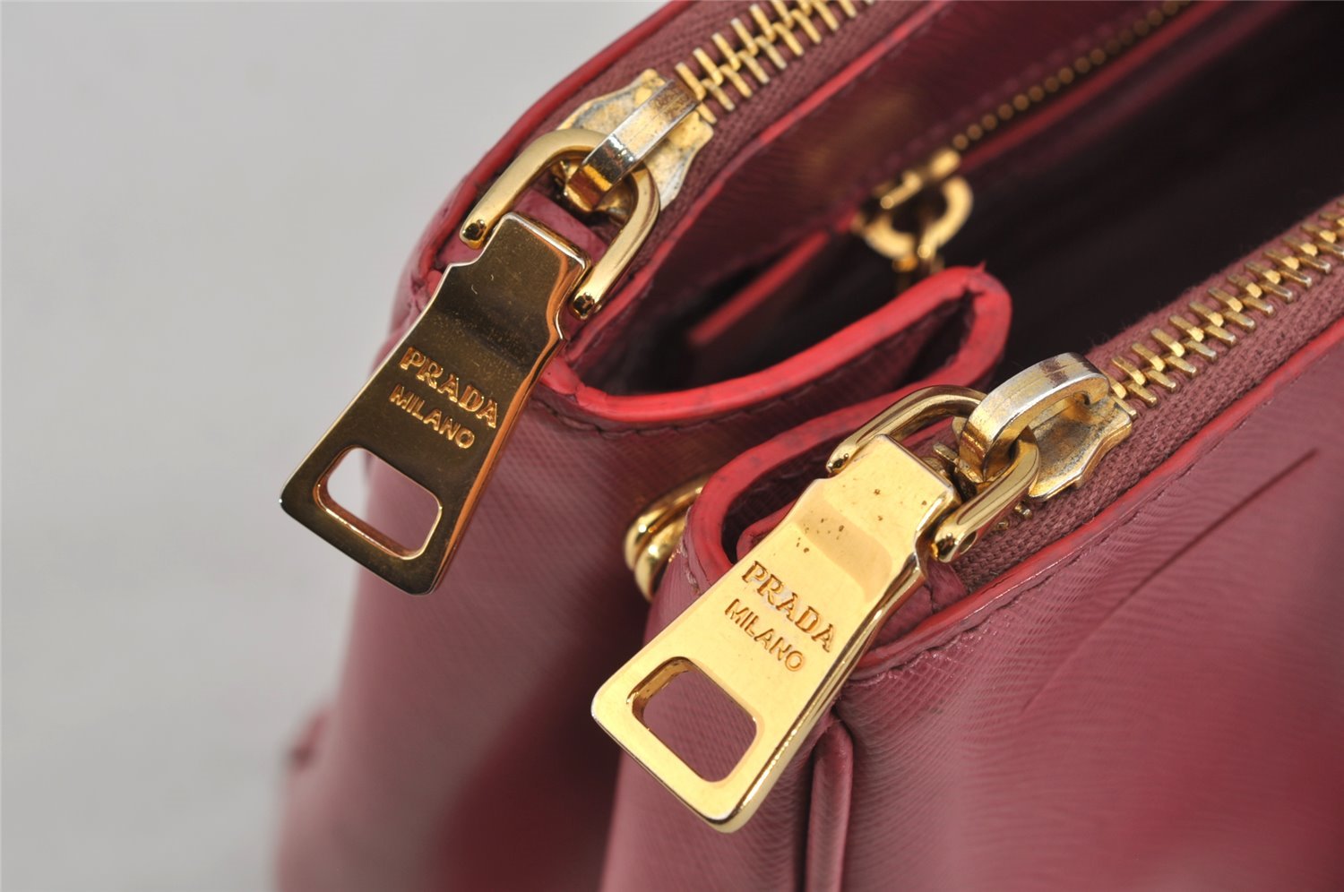 Authentic PRADA Saffiano Leather Vintage 2Way Shoulder Hand Bag Pink 5498J