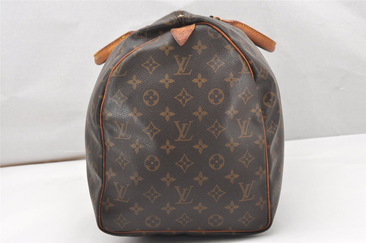 Authentic Louis Vuitton Monogram Keepall 50 Travel Boston Bag M41426 LV 5498K