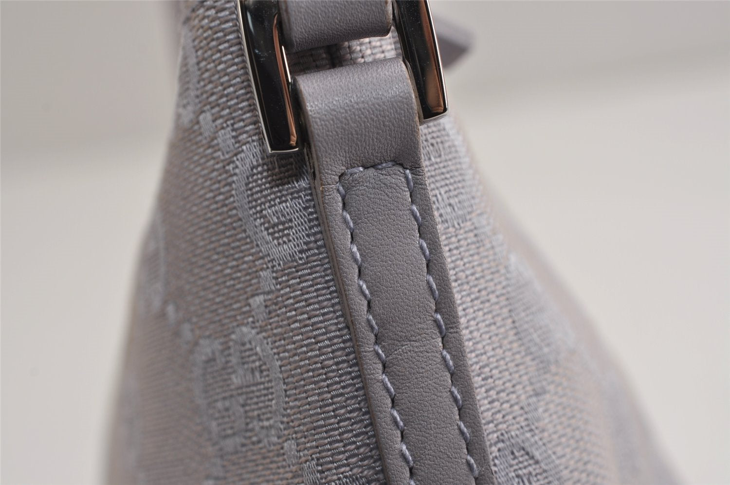 Authentic GUCCI Hand Bag Pouch Purse GG Canvas Leather 07198 Light Purple 5505J