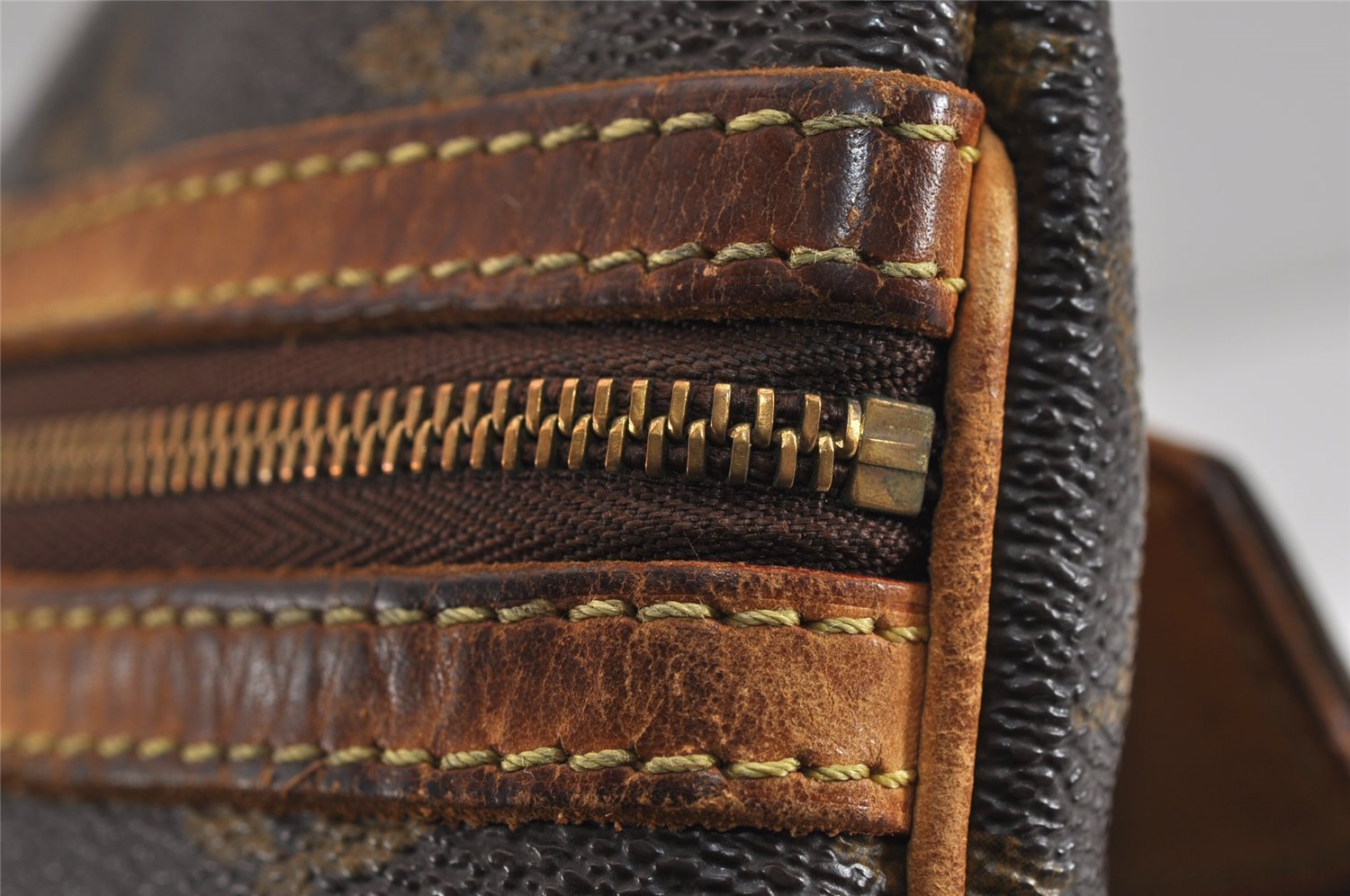 Auth Louis Vuitton Monogram Pochette Bosphore Shoulder Cross Bag M40044 LV 5506J