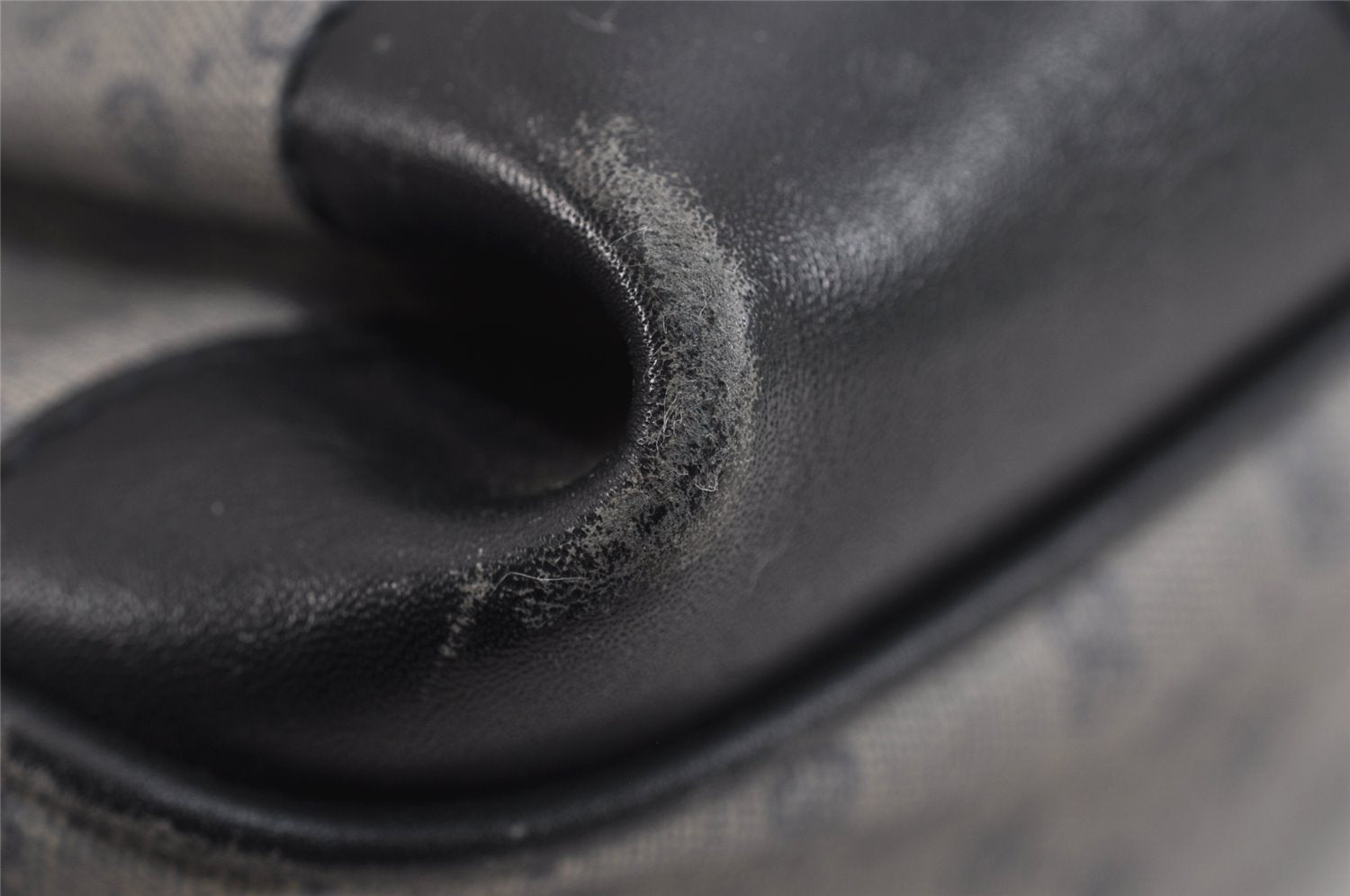 Authentic GUCCI Micro GG PVC Leather Shoulder Cross Body Bag Navy Blue 5509J