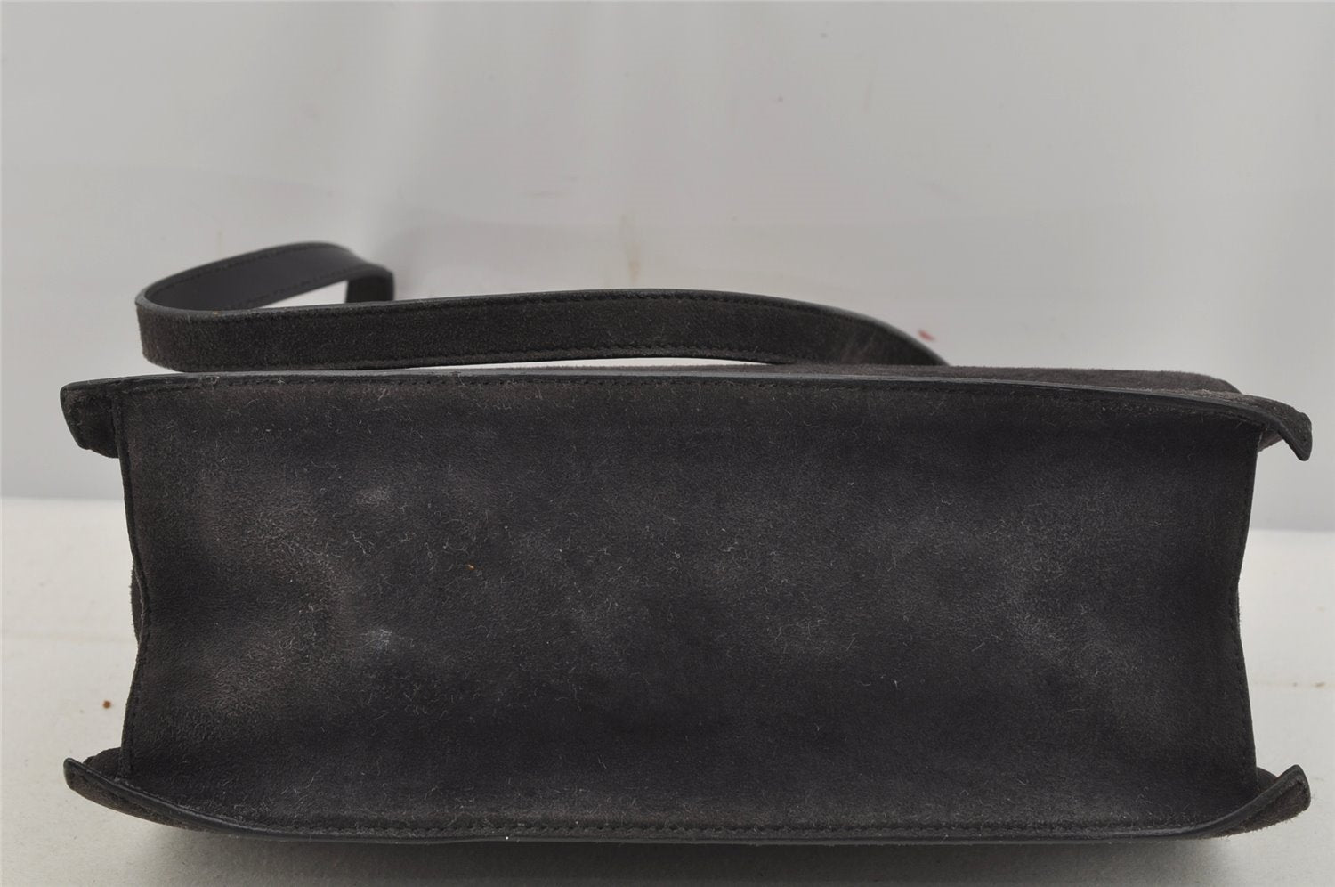 Authentic GUCCI Vintage Shoulder Hand Bag Purse Suede Leather Gray 5510J