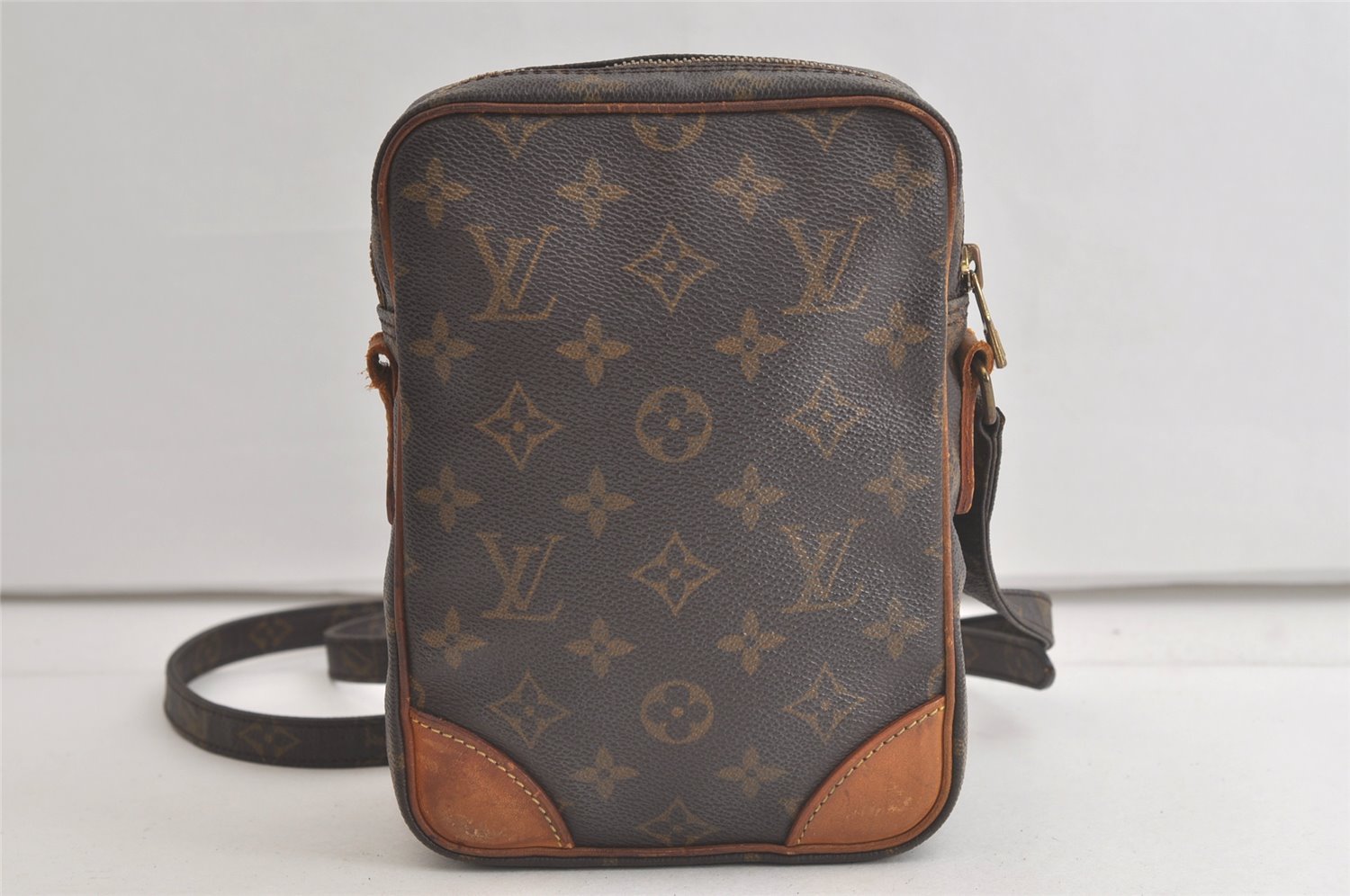 Authentic Louis Vuitton Monogram Amazone Shoulder Cross Body Bag M45236 LV 5514K