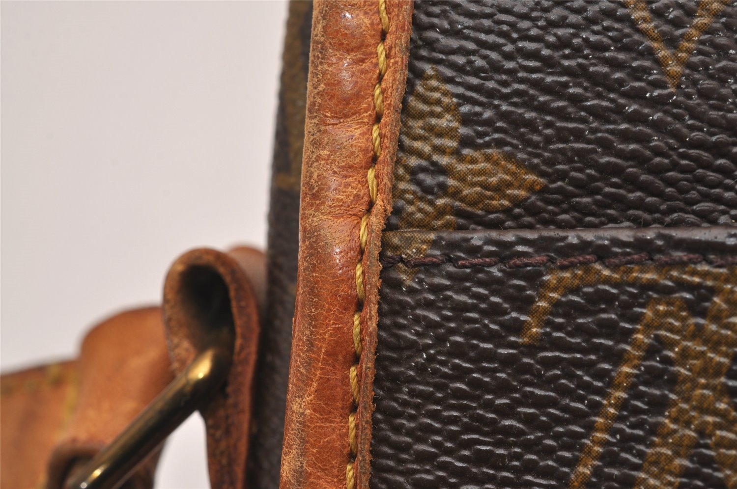 Authentic Louis Vuitton Monogram Gibeciere MM Shoulder Cross Bag M42247 LV 5515J