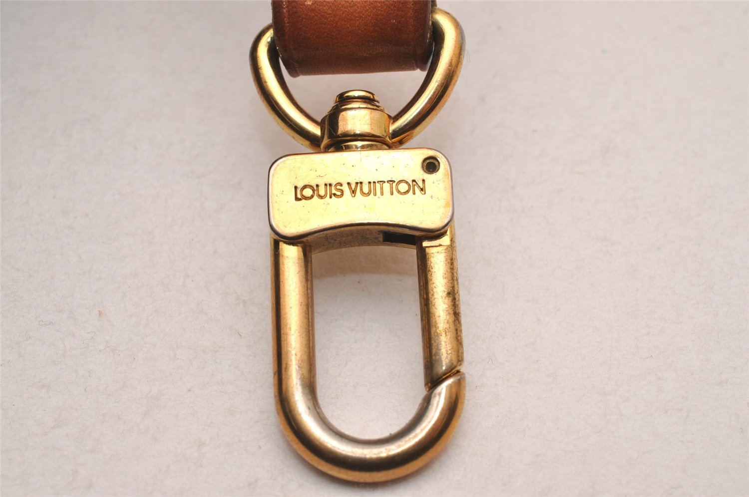 Authentic Louis Vuitton Leather Shoulder Strap Beige 40.6-47.6