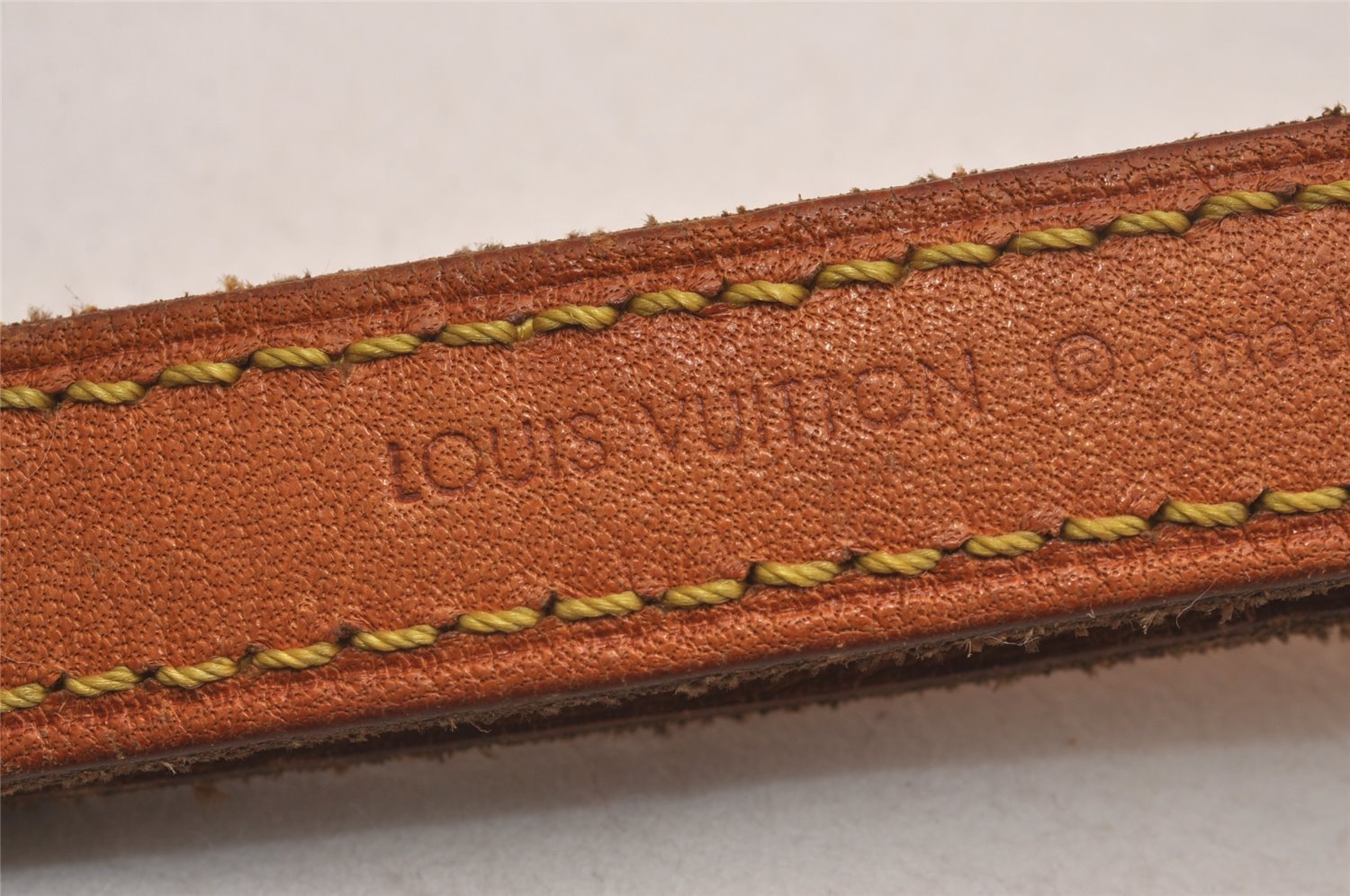 Authentic Louis Vuitton Leather Shoulder Strap Beige 40.6-47.6