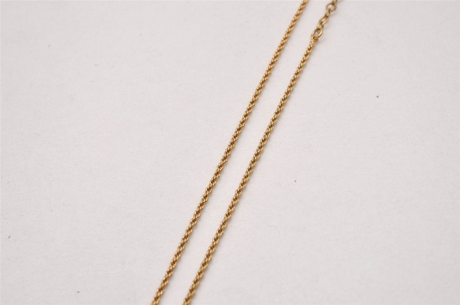 Authentic Christian Dior Gold Tone Chain Pendant Necklace CD 5520I