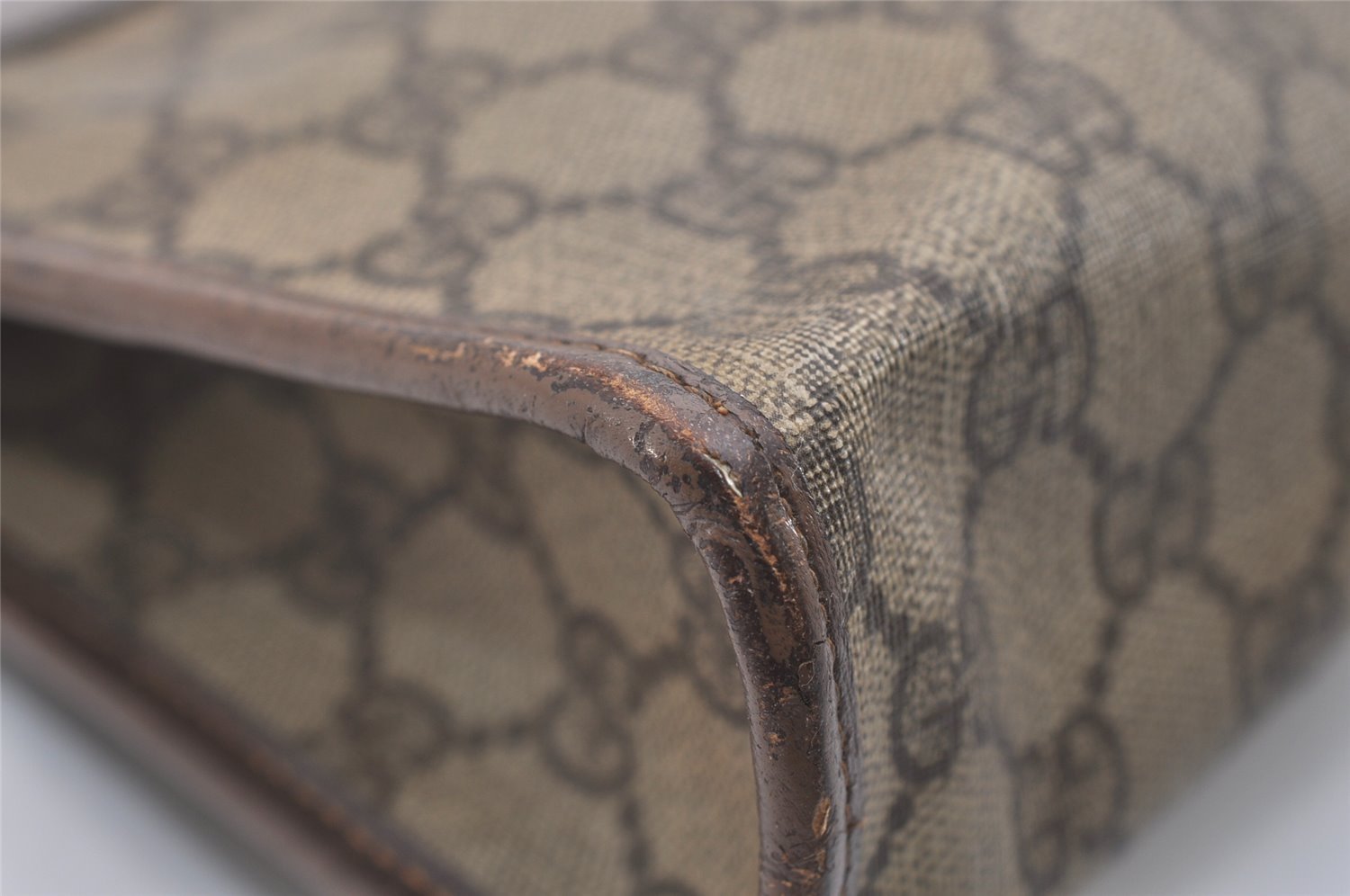 Authentic GUCCI Vintage Clutch Hand Bag Purse GG PVC Leather Brown 5525J