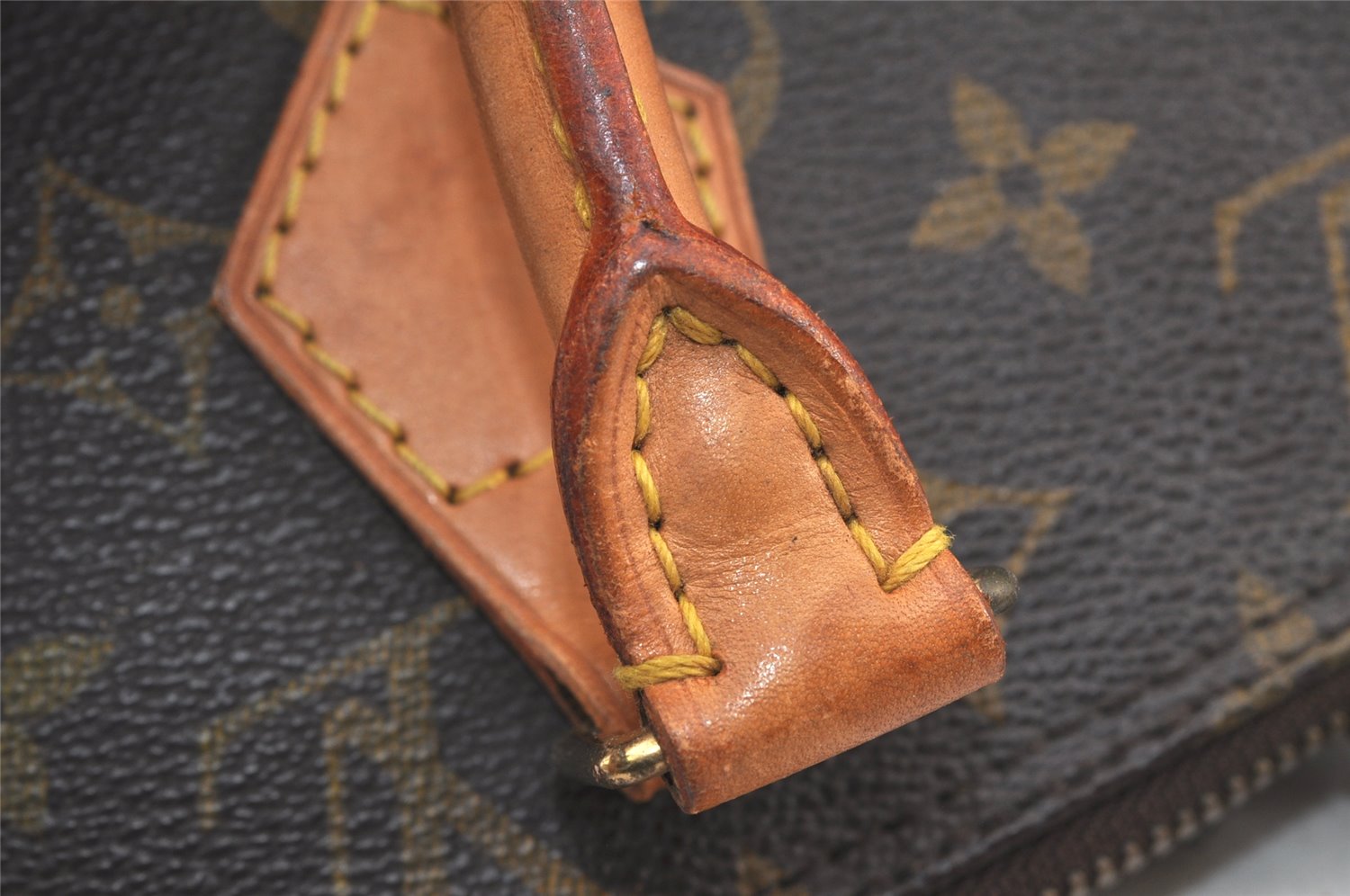 Authentic Louis Vuitton Monogram Alma Hand Bag Purse M51130 LV 5526K