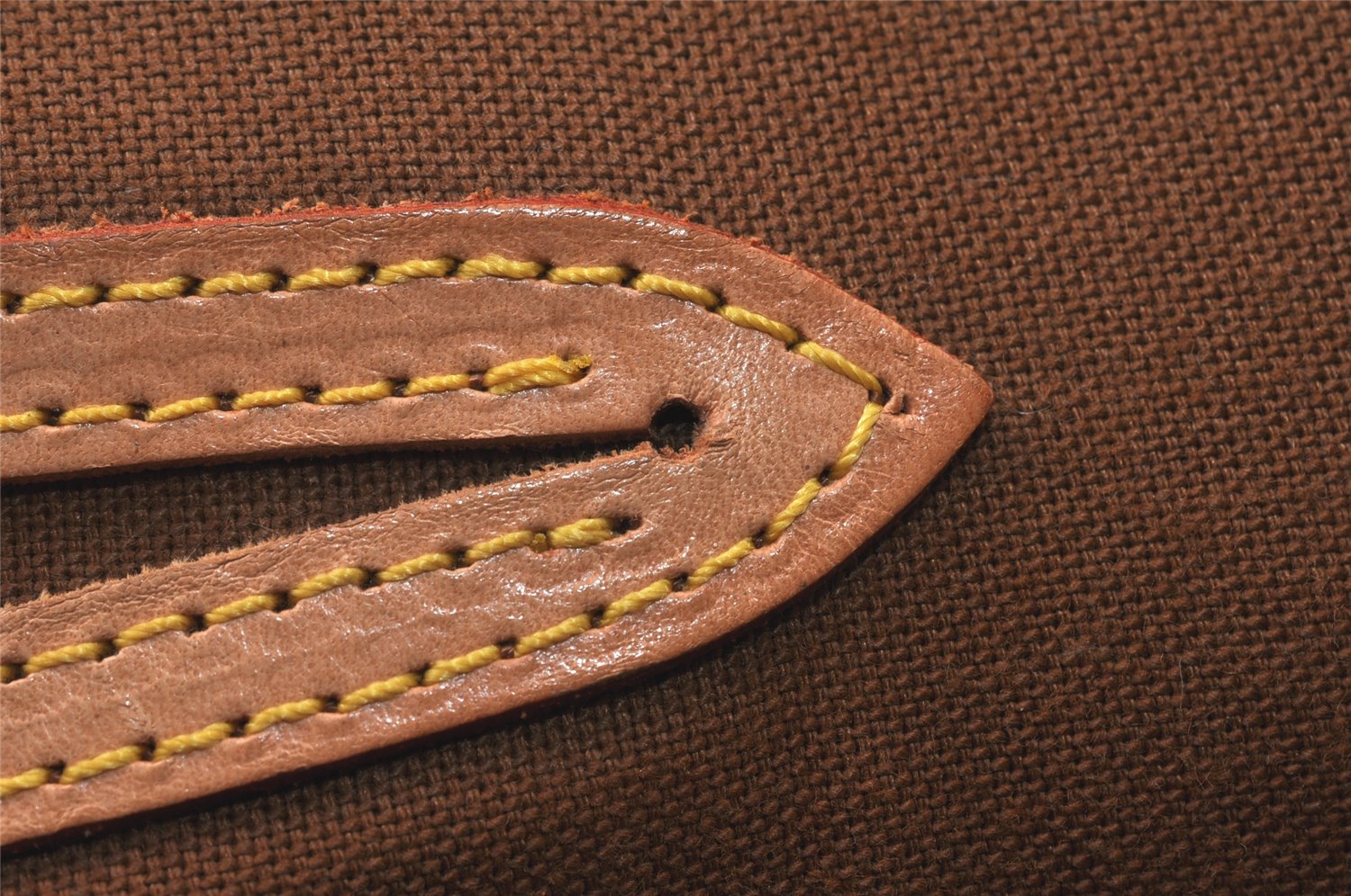 Authentic Louis Vuitton Monogram Alma Hand Bag Purse M51130 LV 5526K