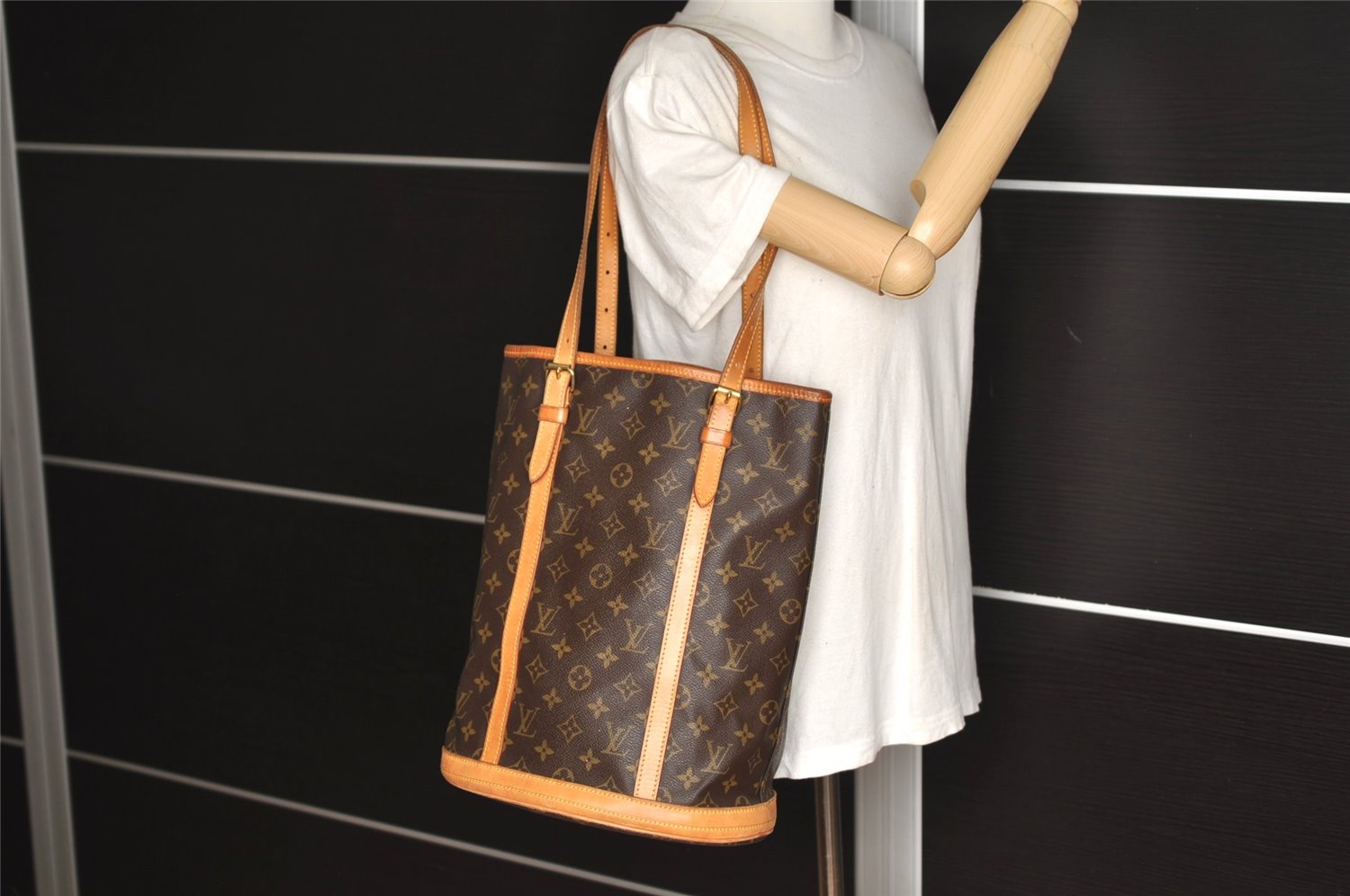 Authentic Louis Vuitton Monogram Bucket GM Shoulder Tote Bag M42236 LV 5530J