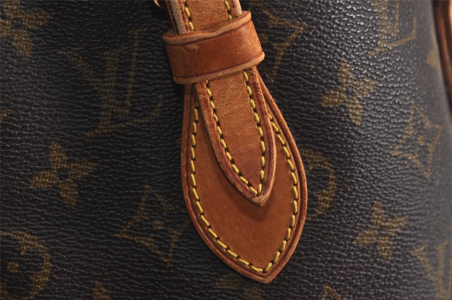 Authentic Louis Vuitton Monogram Bucket PM Shoulder Tote Bag M42238 LV 5532J