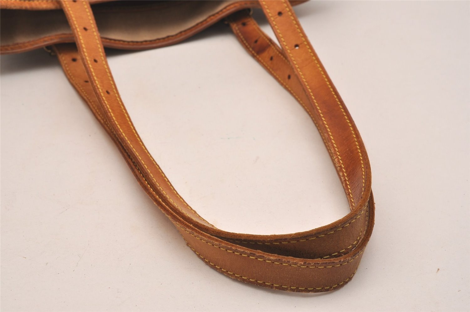 Authentic Louis Vuitton Monogram Bucket GM Shoulder Tote Bag M42236 Junk 5533J