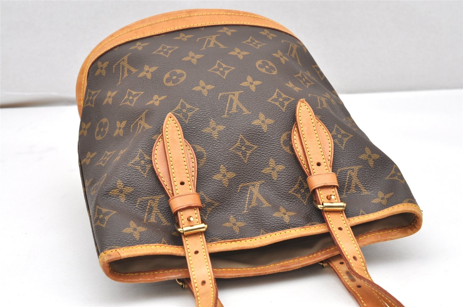 Authentic Louis Vuitton Monogram Bucket PM Shoulder Tote Bag M42238 LV 5536K