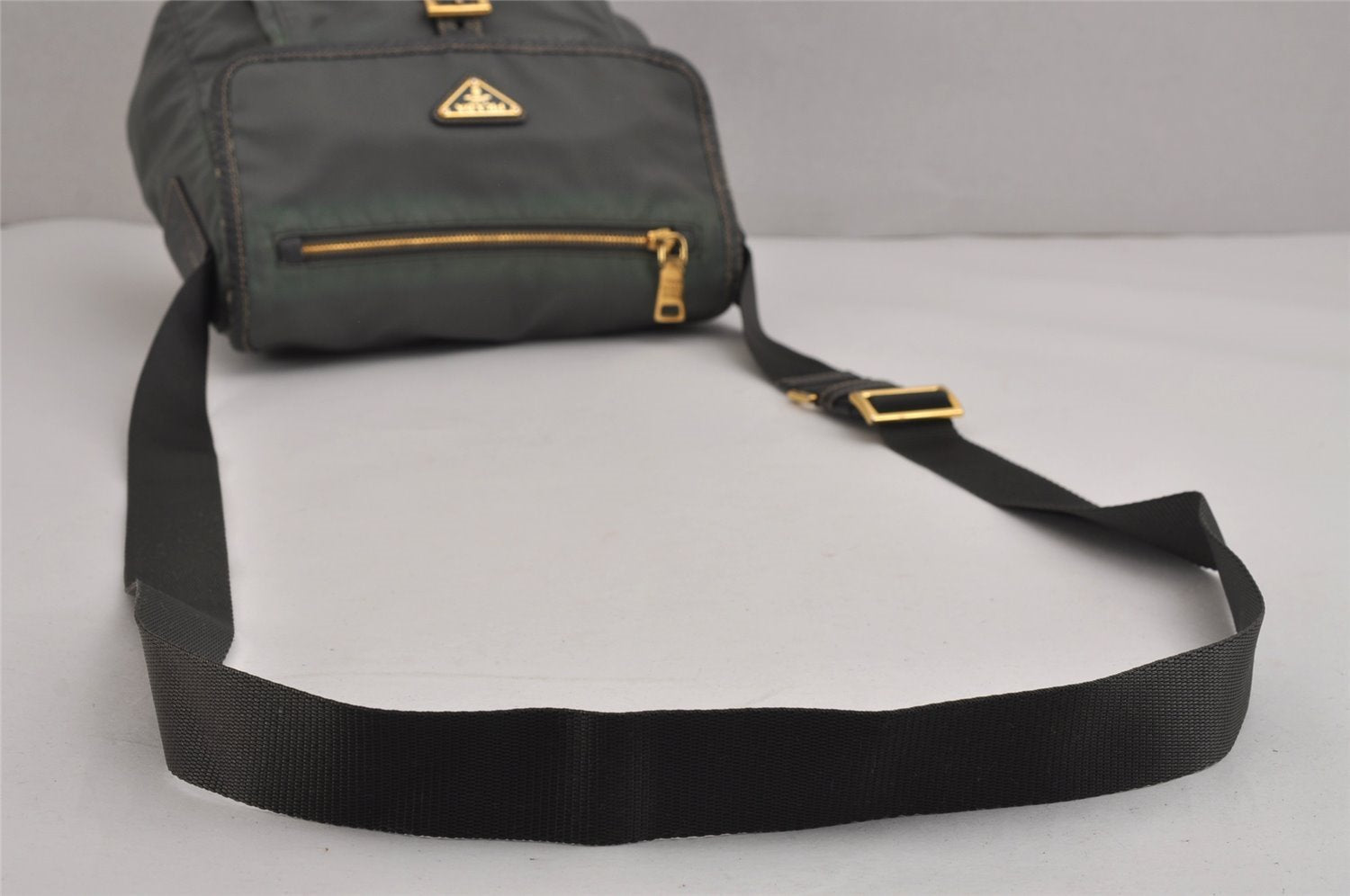 Authentic PRADA Nylon Tessuto Leather Shoulder Cross Body Bag Purse Green 5540J