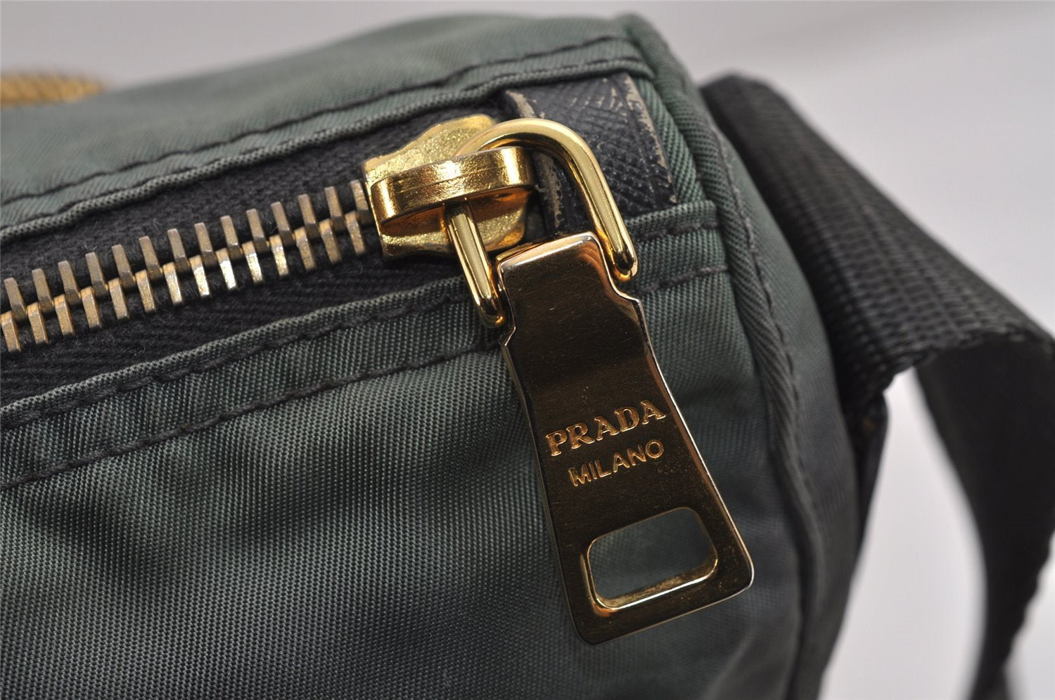 Authentic PRADA Nylon Tessuto Leather Shoulder Cross Body Bag Purse Green 5540J