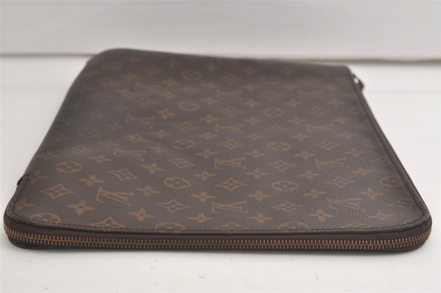 Authentic Louis Vuitton Monogram Poche Documents Document Case M53400 LV 5541K