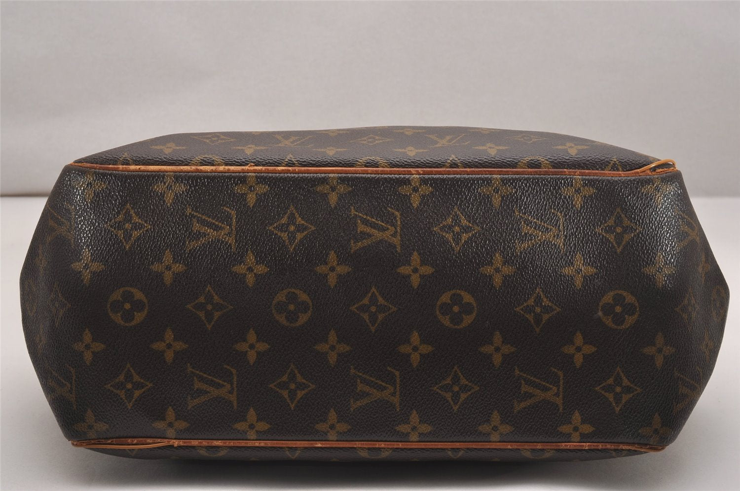 Authentic Louis Vuitton Monogram Batignolles Vertical Tote Bag M51153 LV 5544J