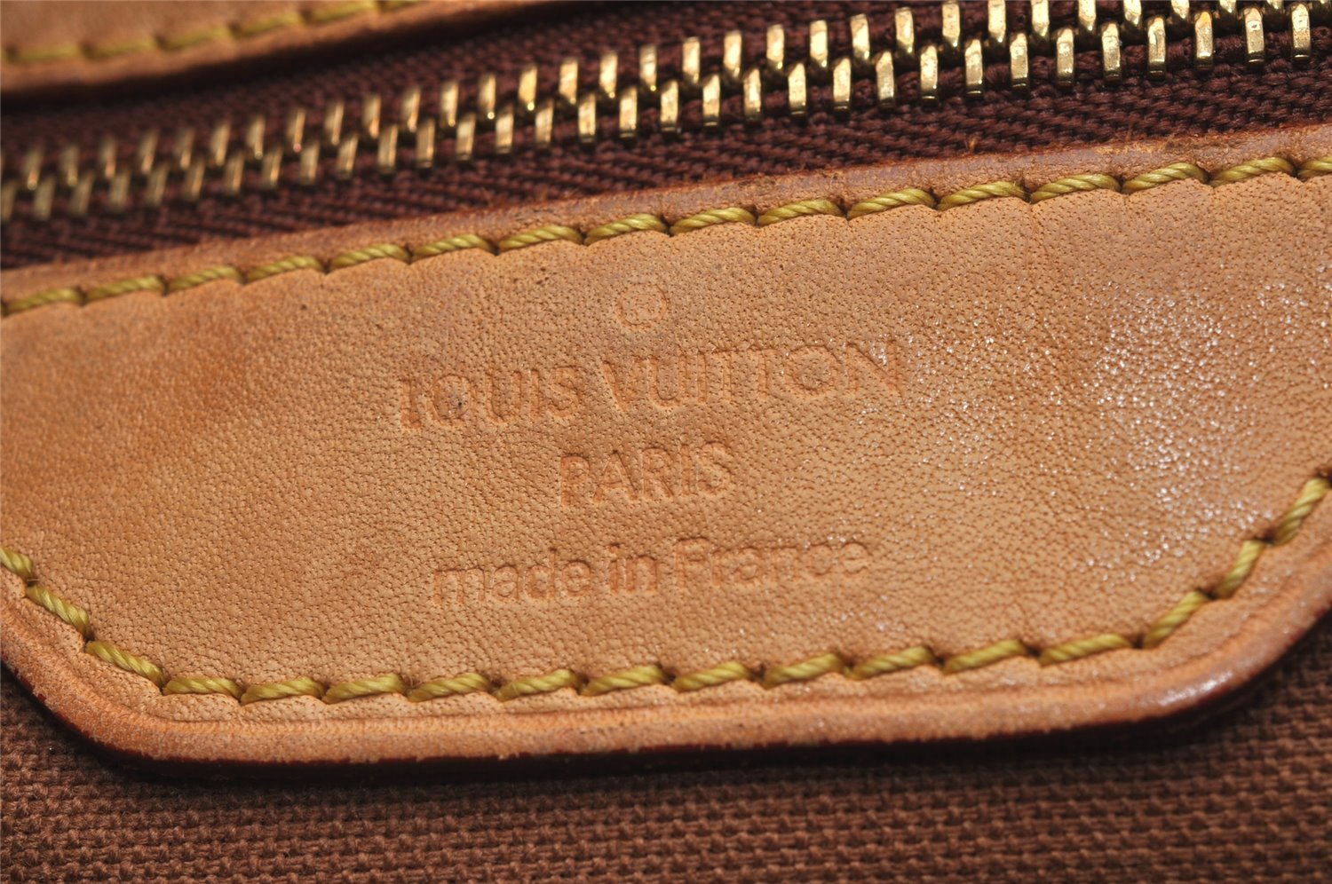 Authentic Louis Vuitton Monogram Batignolles Vertical Tote Bag M51153 LV 5544J