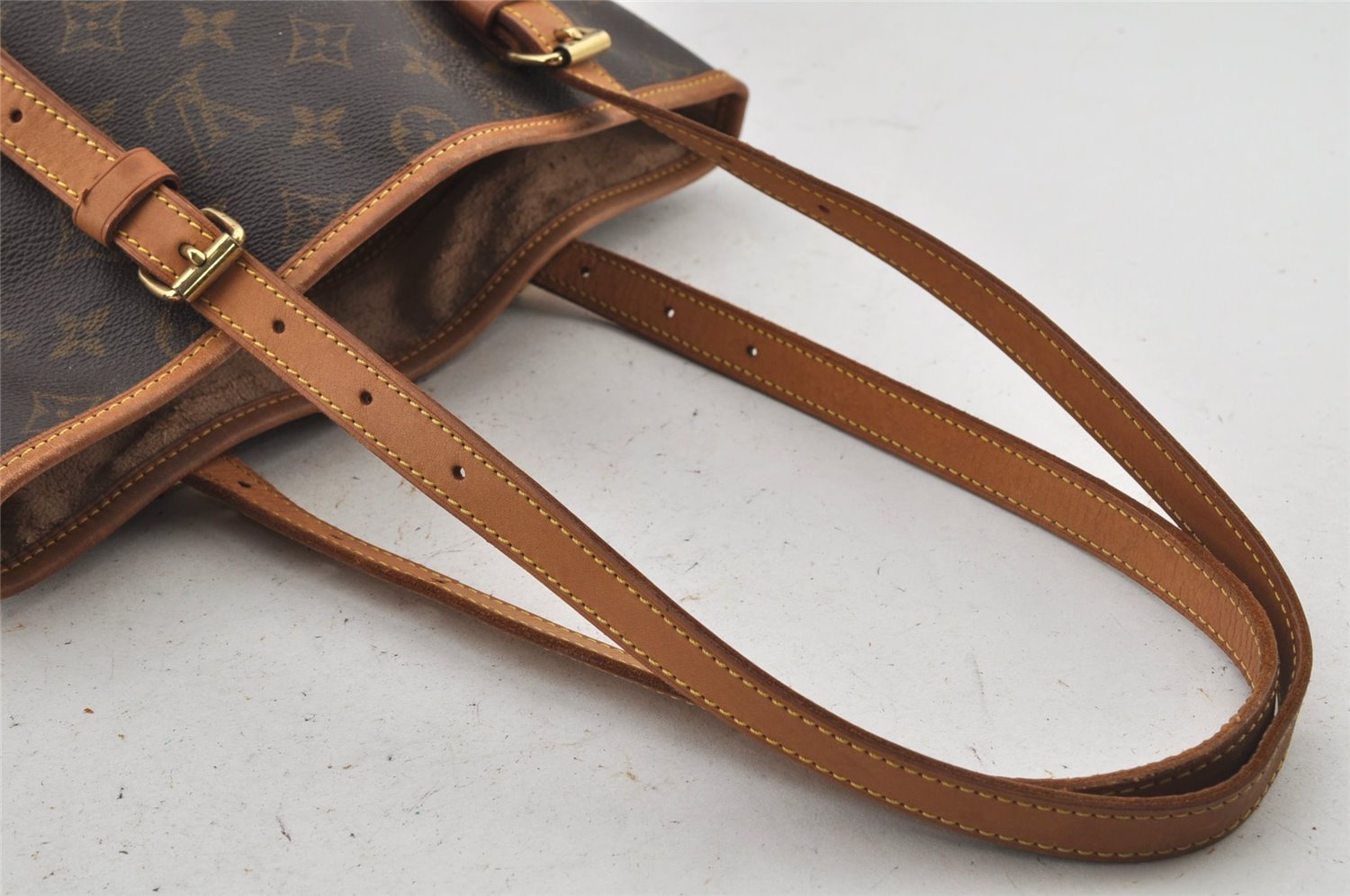 Authentic Louis Vuitton Monogram Bucket GM Shoulder Tote Bag M42236 Junk 5555J