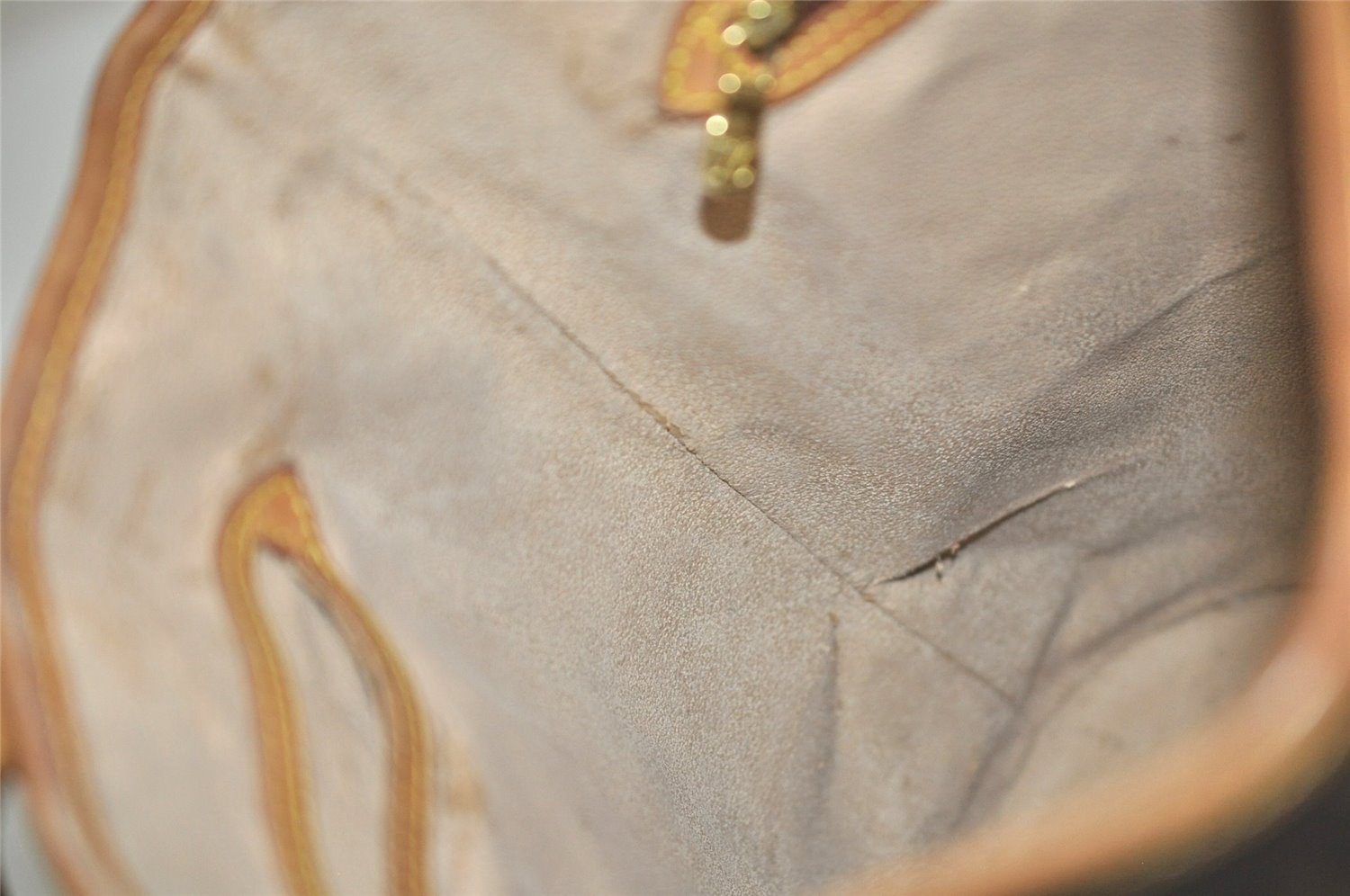 Authentic Louis Vuitton Monogram Bucket GM Shoulder Tote Bag M42236 Junk 5555J