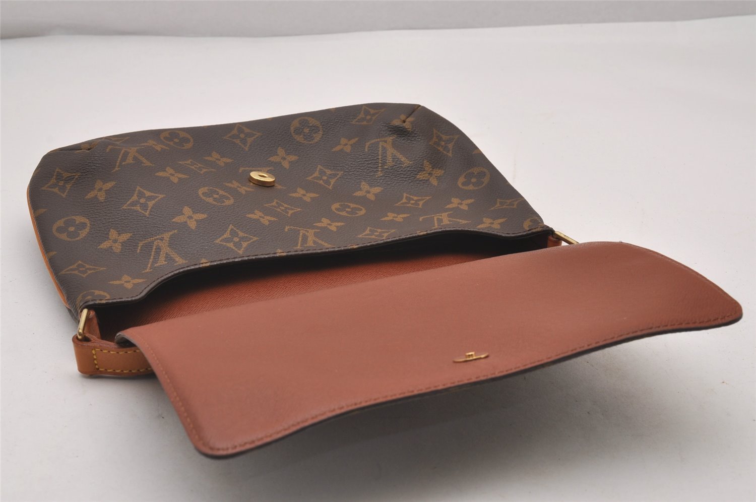 Authentic Louis Vuitton Monogram Musette Tango Shoulder Bag M51257 LV 5560I